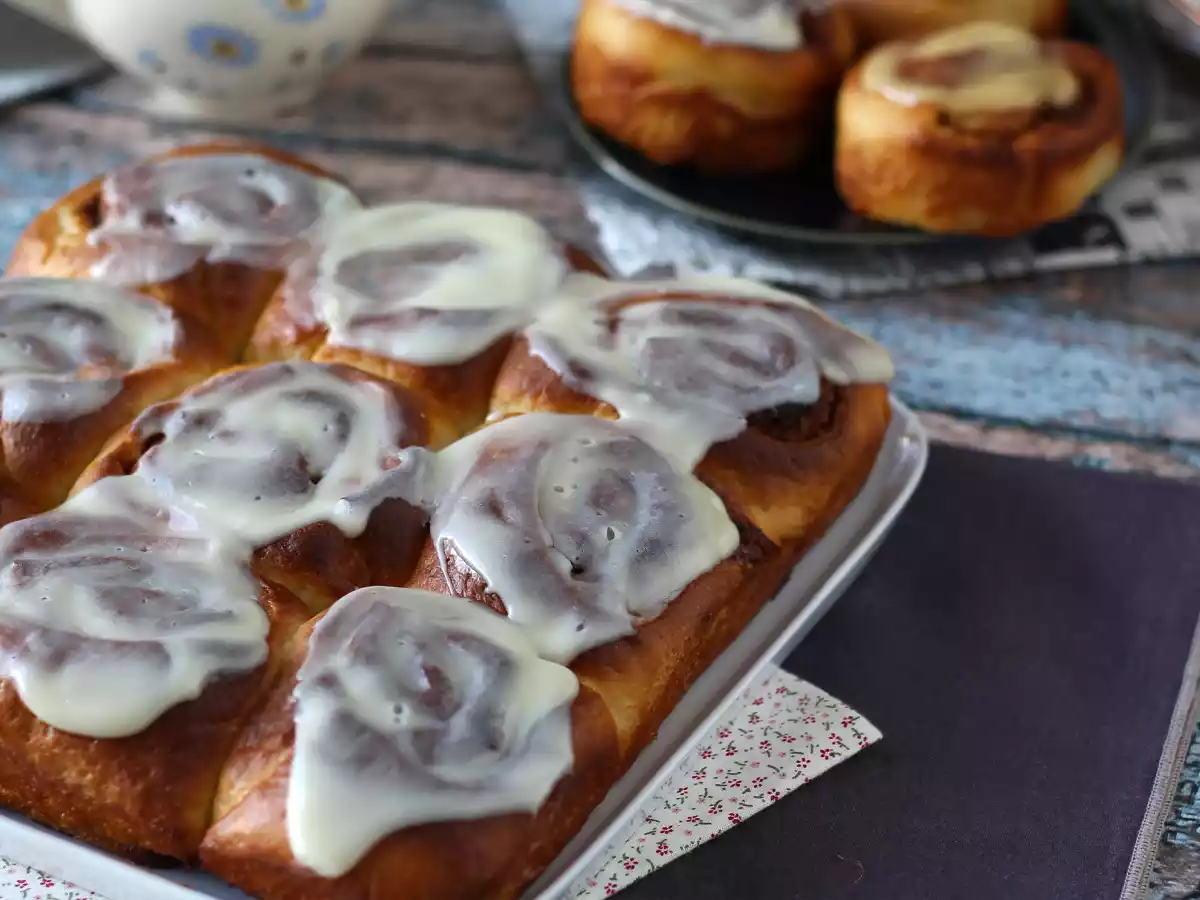 Cinnamon rolls, os rolinhos de canela com glacê americano - foto 3