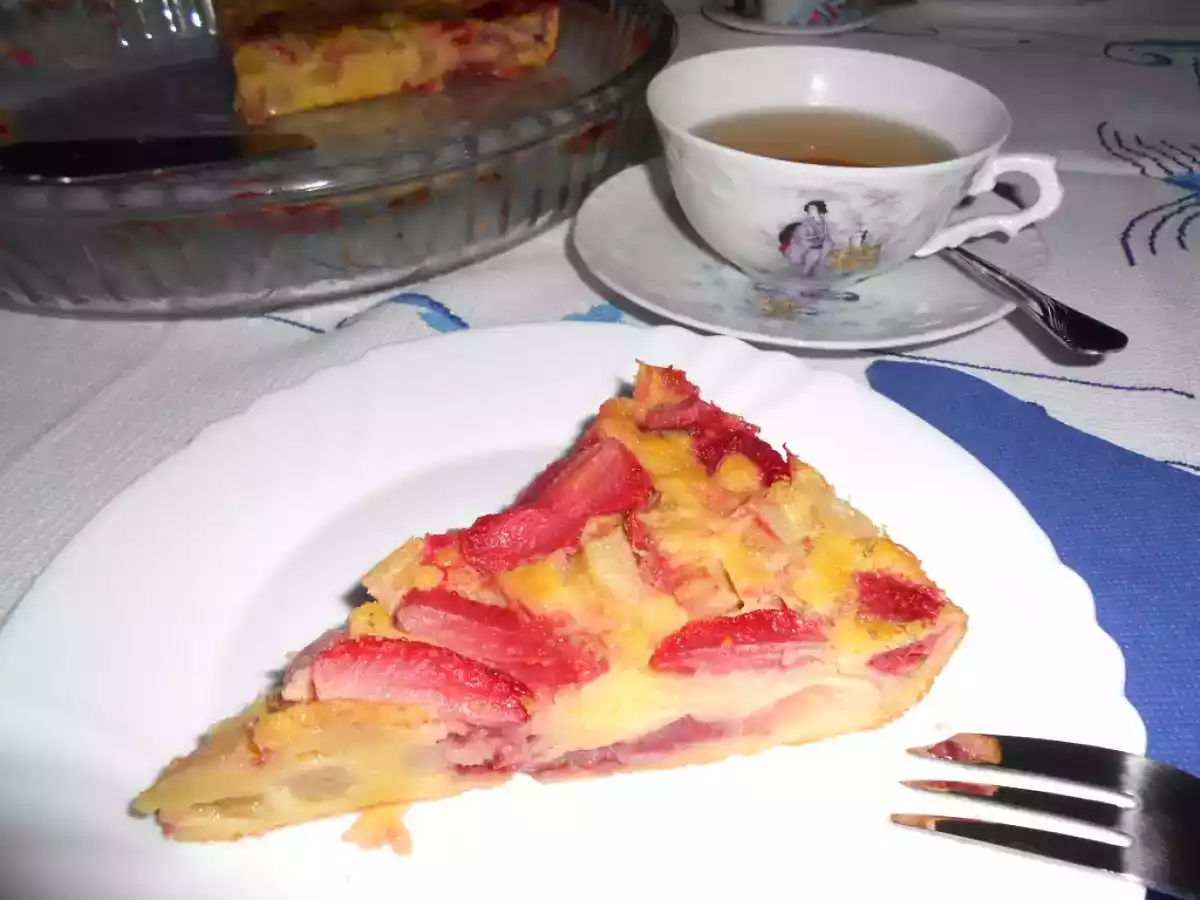 Clafoutis de ruibarbo, morango e framboesa - foto 2
