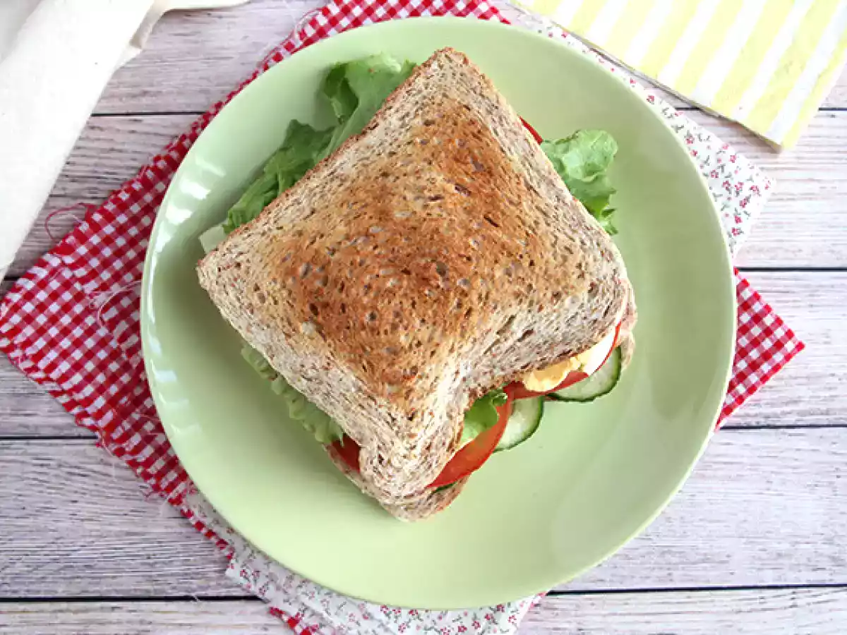 Club sandwich vegetariano - foto 2