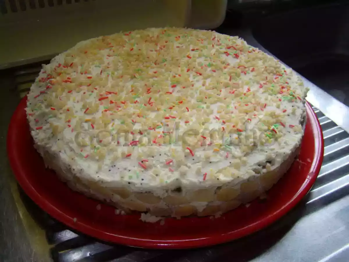 Cobertura de Mascarpone, Limão e Sementes de Papoila ( Bolo de Aniversário ) - foto 2