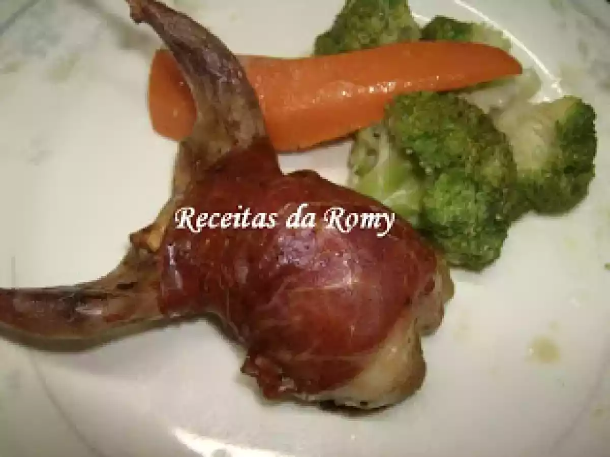 Codornizes agasalhadas da Argas