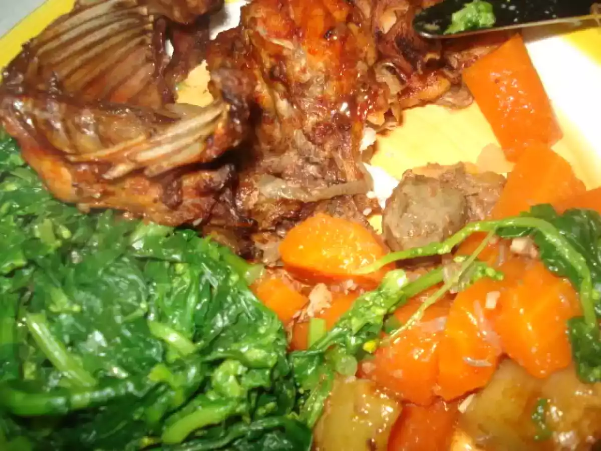 COELHO NO FORNO COM BATATAS, CENOURAS E ACOMPANHAMENTO DE GRELOS... - foto 4