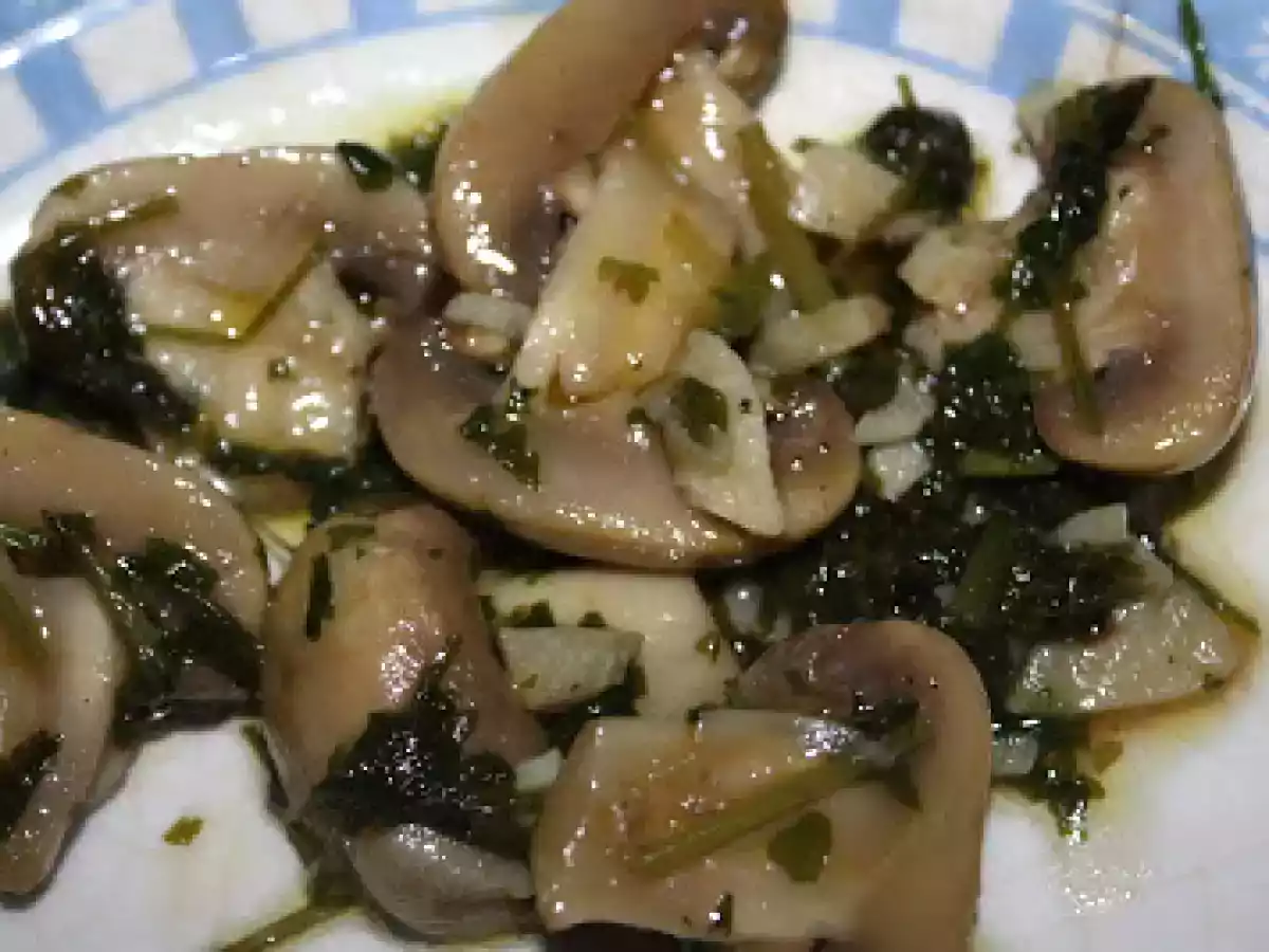 Cogumelos à Bulhão Pato