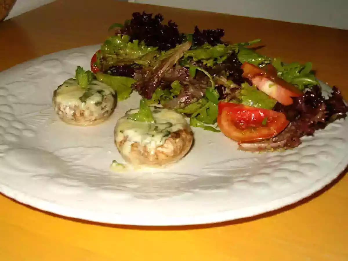 Cogumelos gratinados com roquefort e hortelã