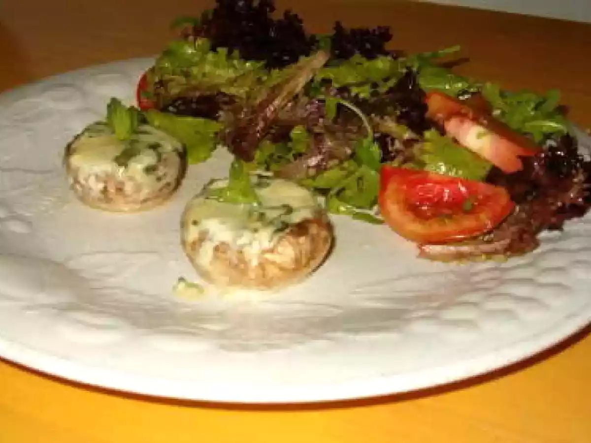 Cogumelos gratinados com roquefort e hortelã