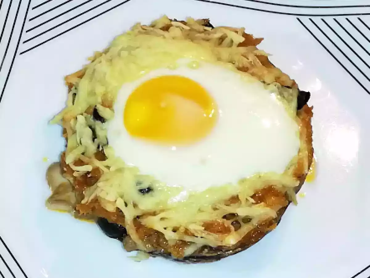 Cogumelos Portobello recheados com alheira