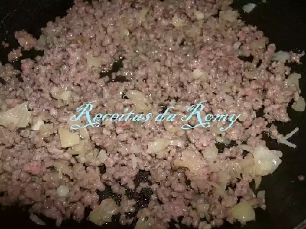 Cogumelos portobellos recheados com carne - foto 4