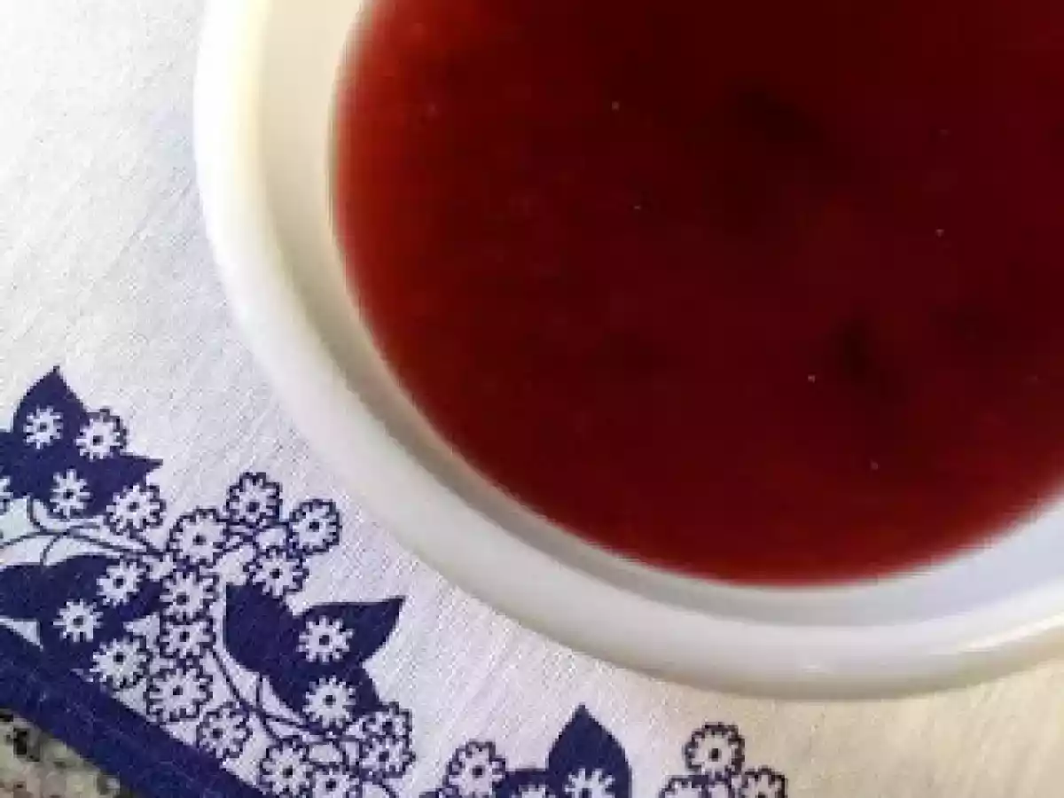 Colorindo a Vida de Vermelho ou Vinho e Sagú de Vinho Tinto com Creme