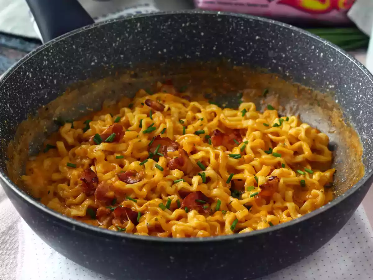 Como cozinhar o Lamen Coreano super picante Buldak? - foto 5