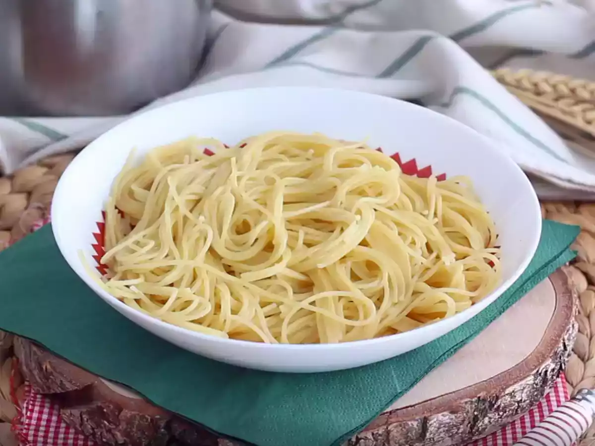 Como cozinhar o macarrão?