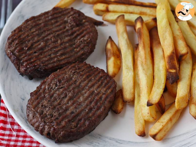 Como fazer a carne do hambúrguer na Air Fryer? - foto 2