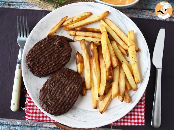 Como fazer a carne do hambúrguer na Air Fryer? - foto 4