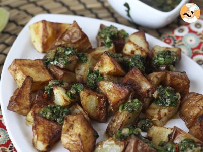 Como fazer batata rústica com molho chimichurri? - foto 5