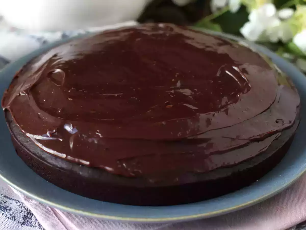 Como fazer cobertura de brigadeiro para bolos? - foto 2