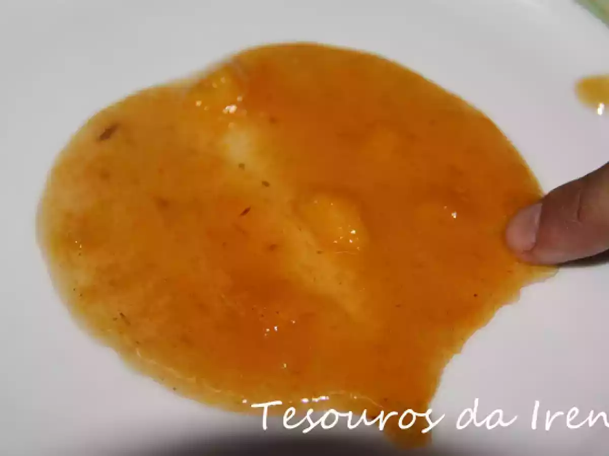 Compotas prenúncio de Outono, compota de pêssego aromatizada com cardamomo