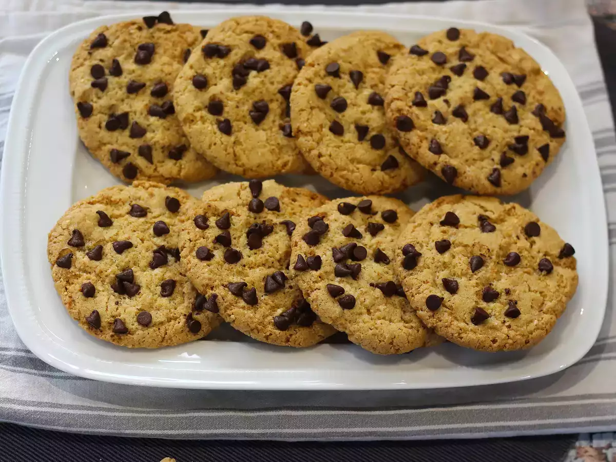 Cookies veganos de amêndoa e pepitas de chocolate: fáceis e irresistíveis - foto 2