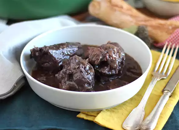 Coq au vin (galo ao vinho)