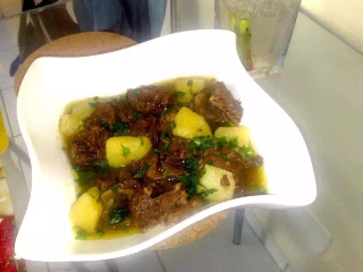 Costela Bovina com Batatas