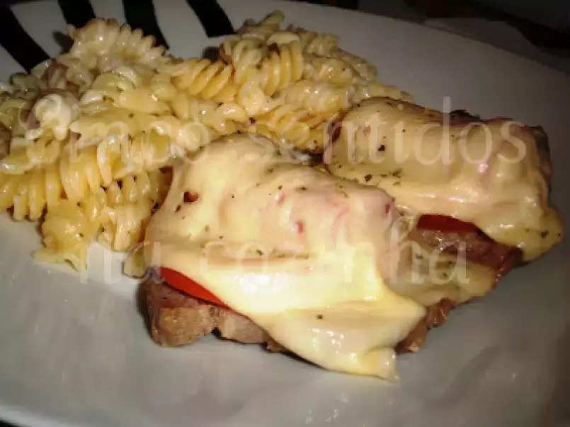 Costeletas com tomate, bacon e queijo - foto 3