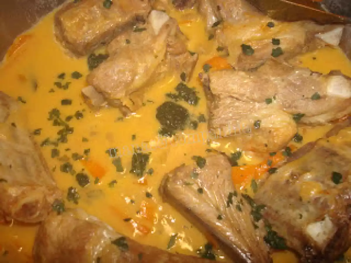 Costeletas de borrego estufado