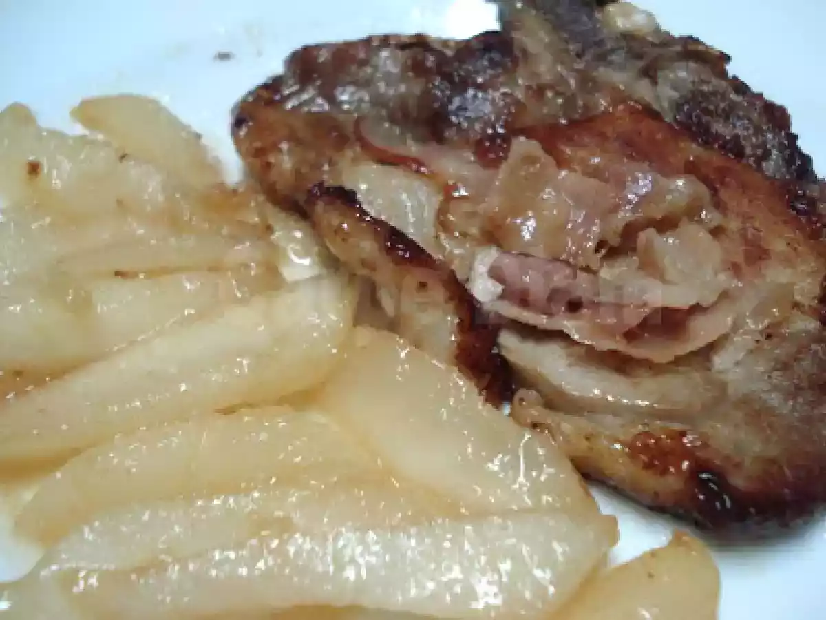 Costeletas de Porco com Pêras