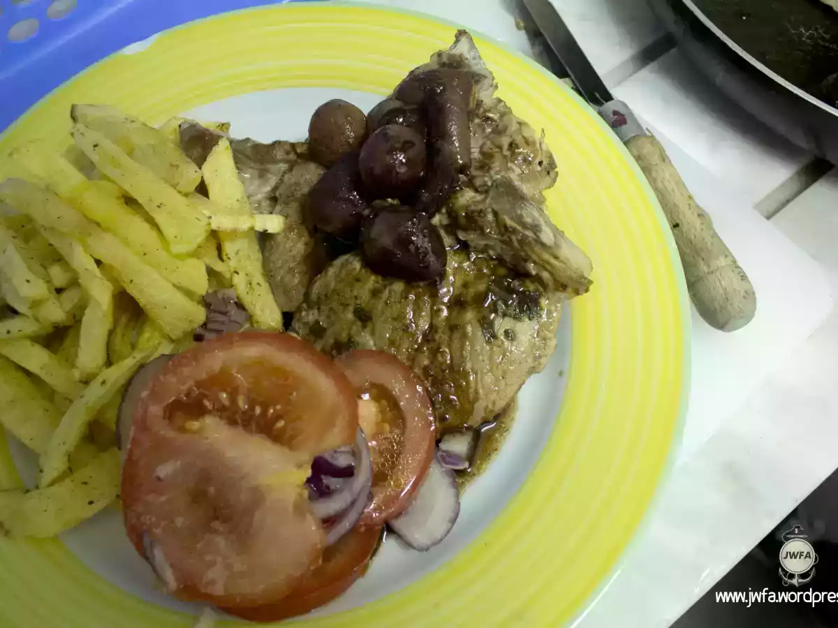 Costeletas de porco com uvas - foto 2