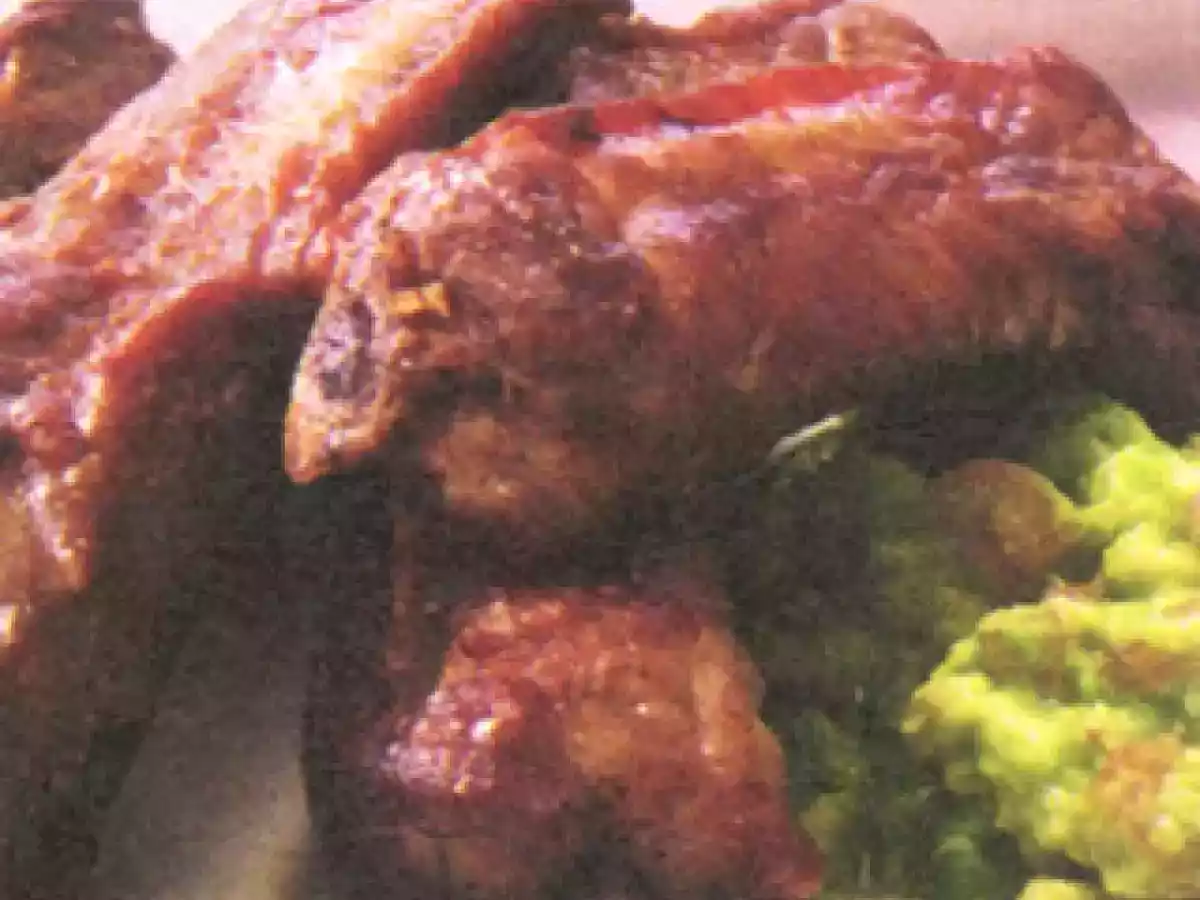 Costelinha de porco com guacamole
