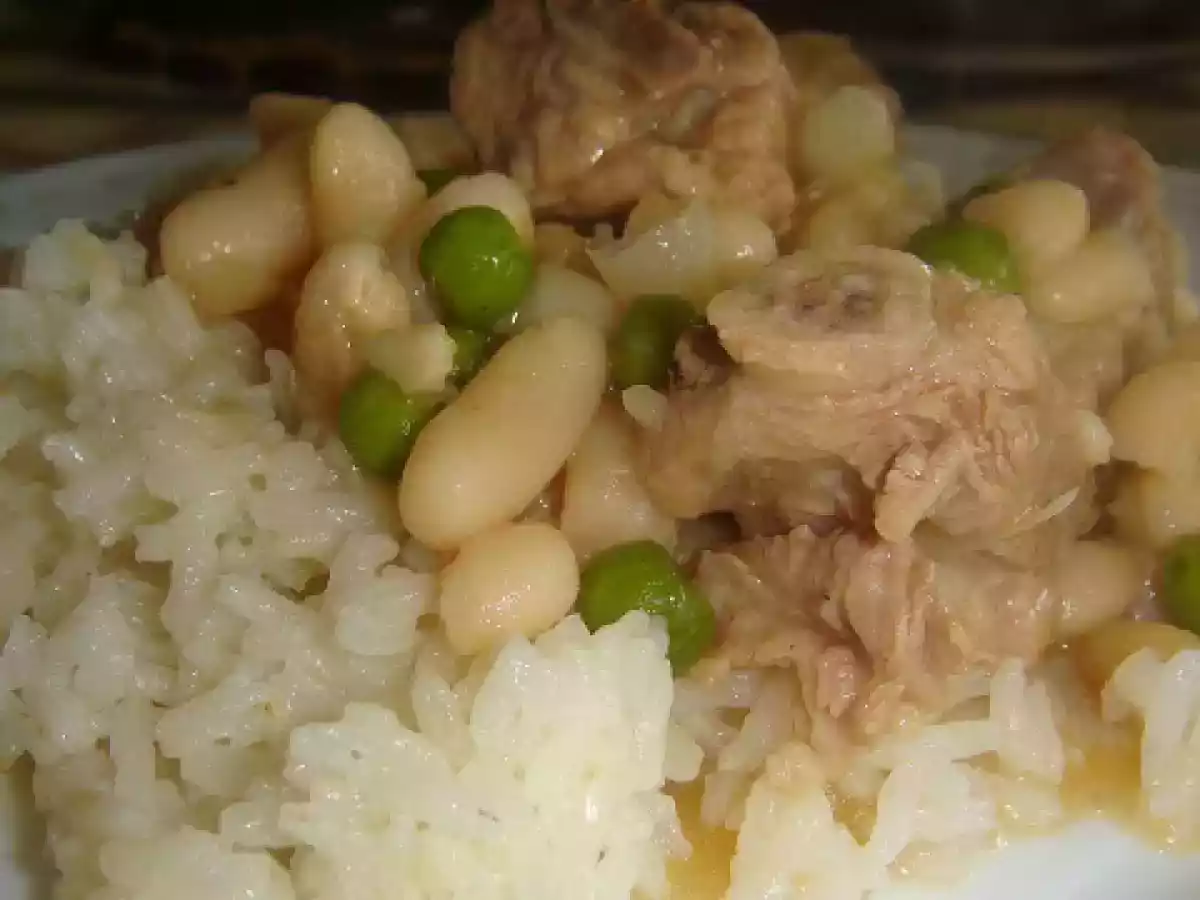 Costelos de Porco com Ervilhas e Feijão Branco - foto 4