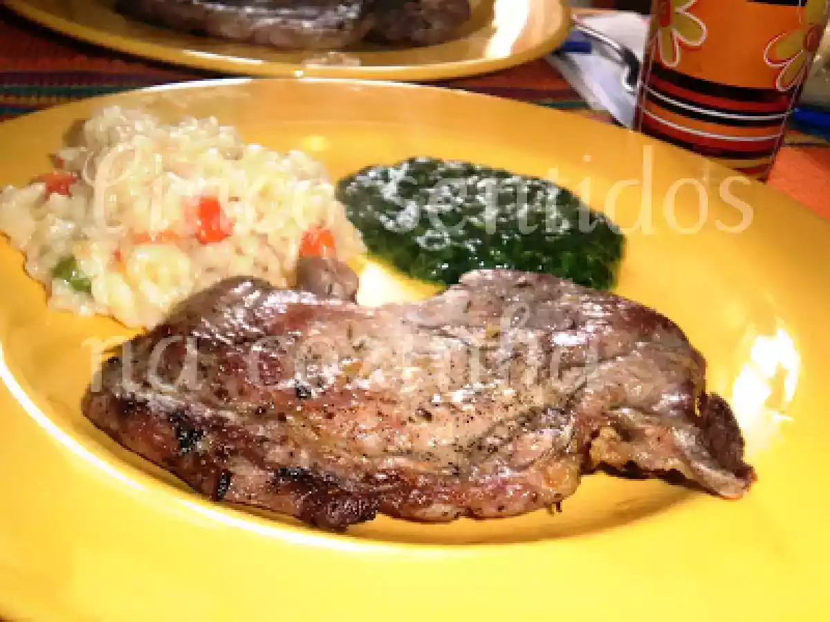 Costoletas com gengibre, esparregado e risotto de legumes - foto 3