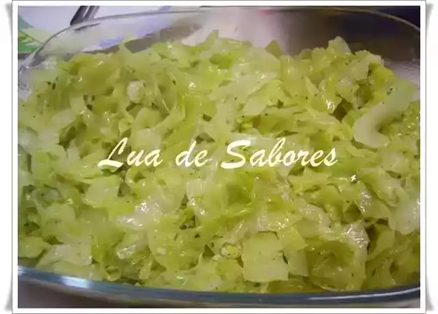 Couve salteada