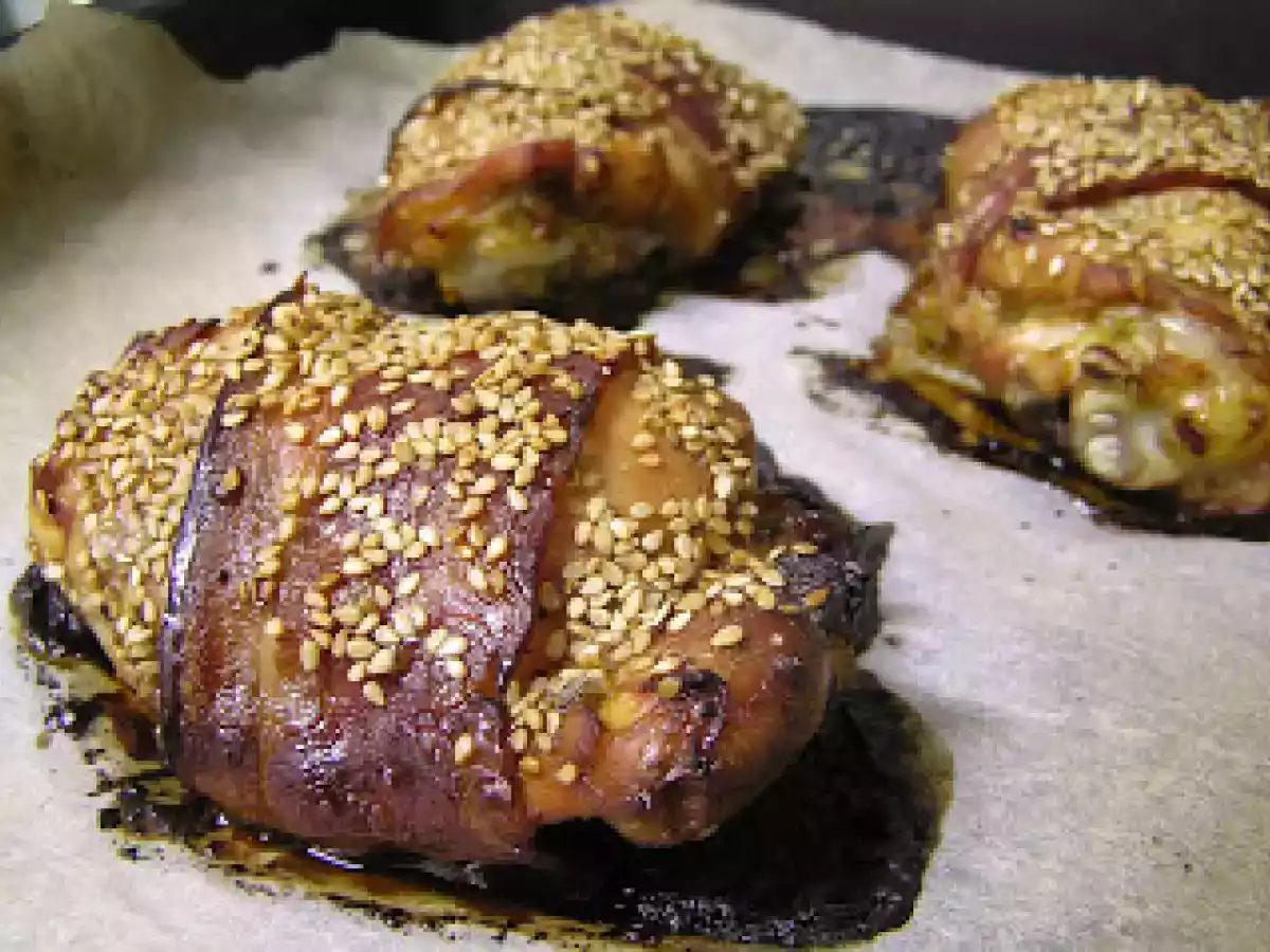Coxas de Frango com Bacon e Molho Teriyaki