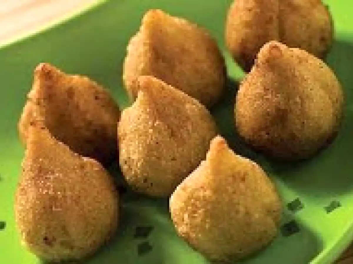 Coxinha de Tofupiry (vegana)