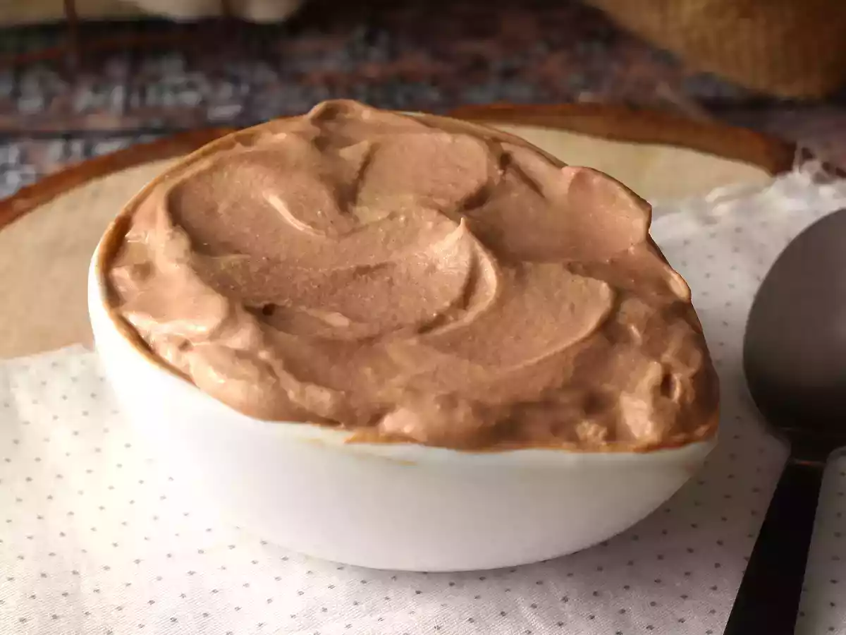 Creme chantilly sabor avelã, ideal para bolos - foto 2