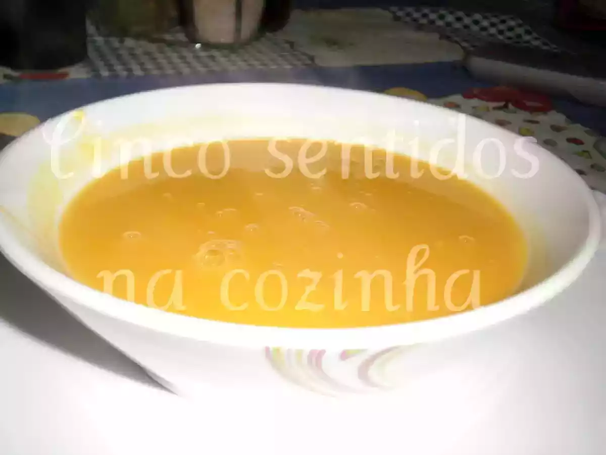 Creme de abóbora com grão