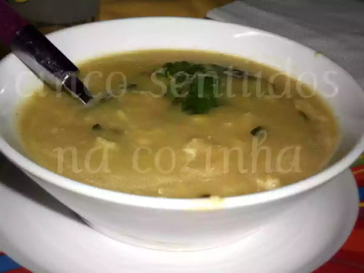 Creme de alho francês e courgette com peixe perfumado com coentros - foto 2