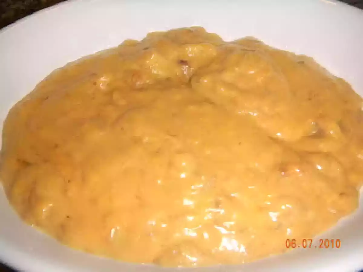 CREME DE BANANA CARAMELADA