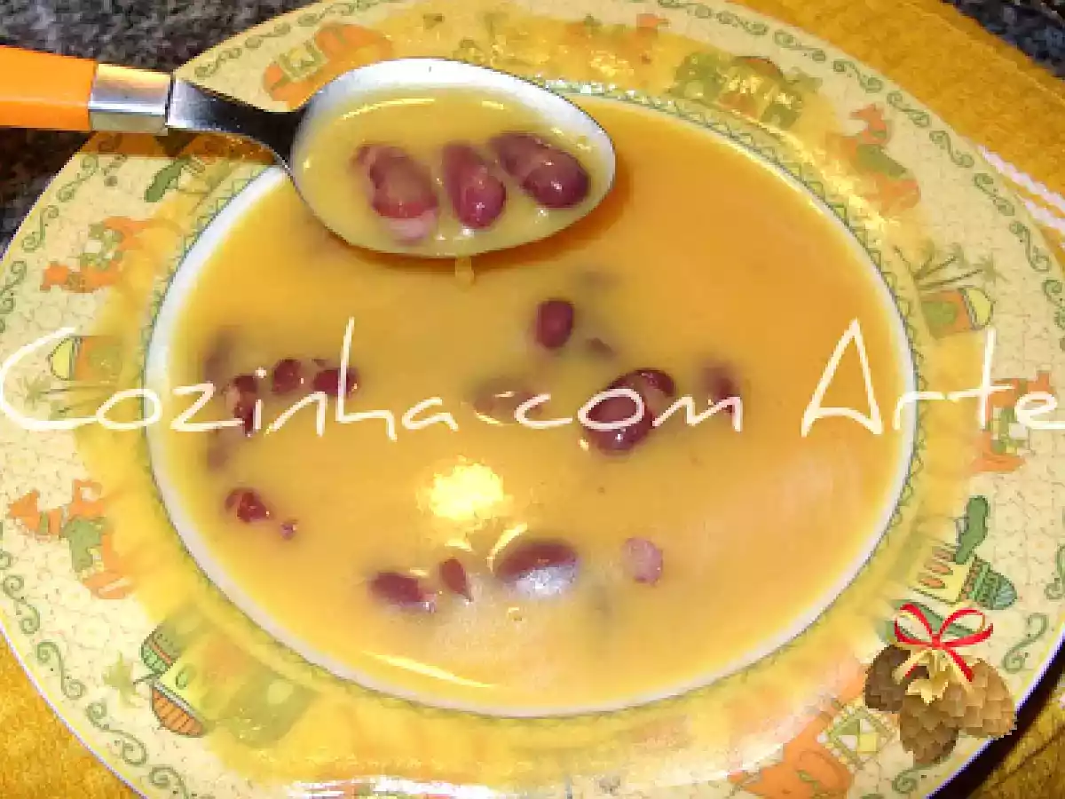 Creme de cenoura com feijão encarnado