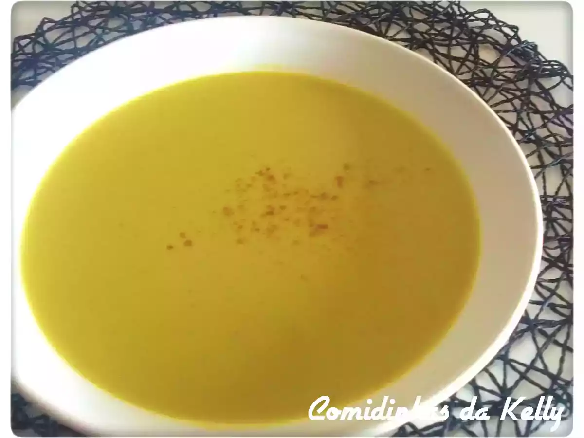 Creme de courgette e caril