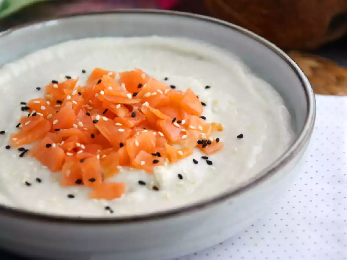 Creme de couve flor, coco et salmão fumado (defumado) - foto 2