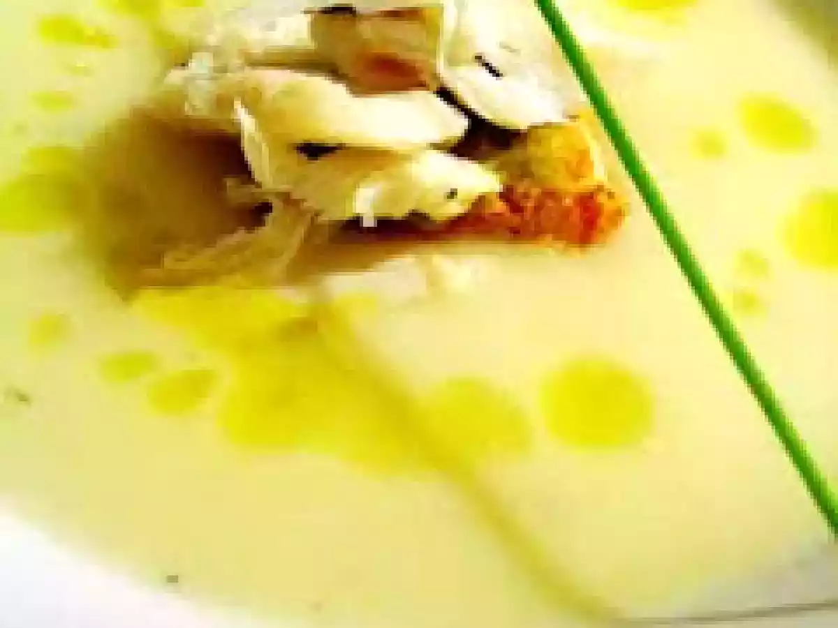 Creme de couve flor e bacalhau lascado