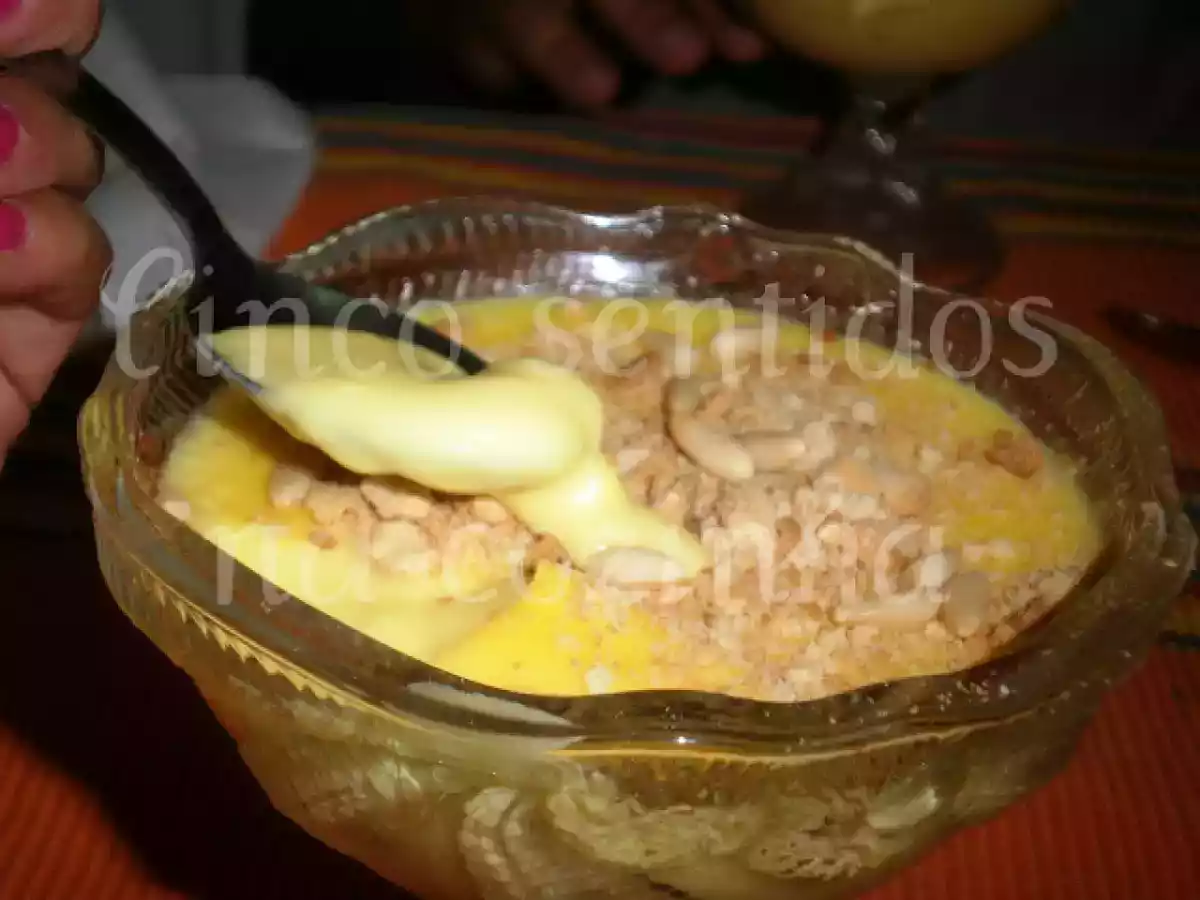Creme de custard com bolacha maria e pinhões - foto 4