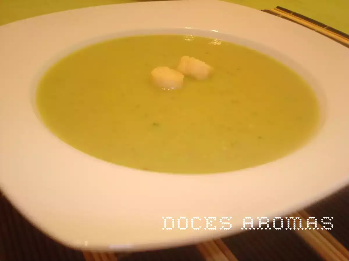 Creme de Ervilhas com Croutons