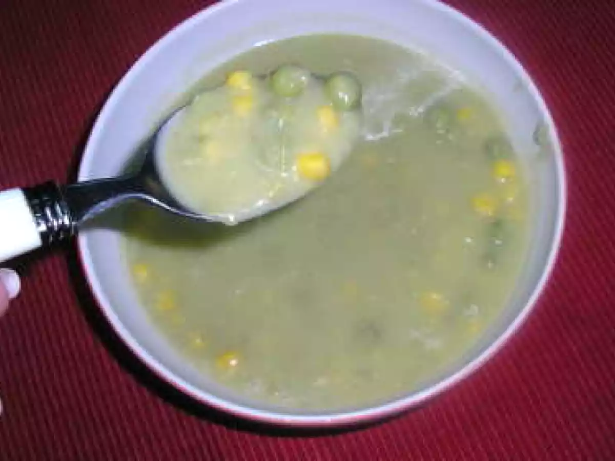 Creme de ervilhas e milho - foto 3