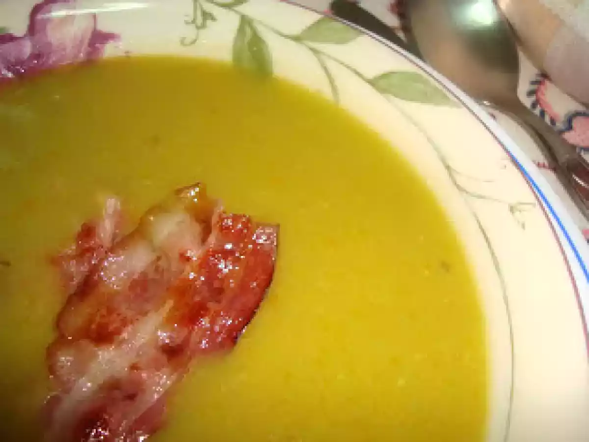Creme de favas e ervilhas