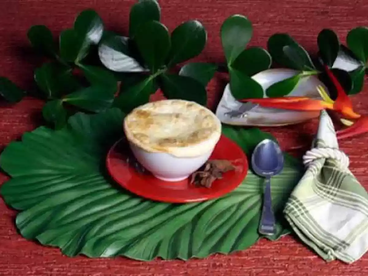 Creme de funghi com massa folhada