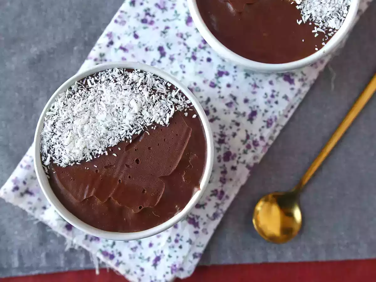Creme mousse de chocolate, feito com 2 ingredientes! - foto 2