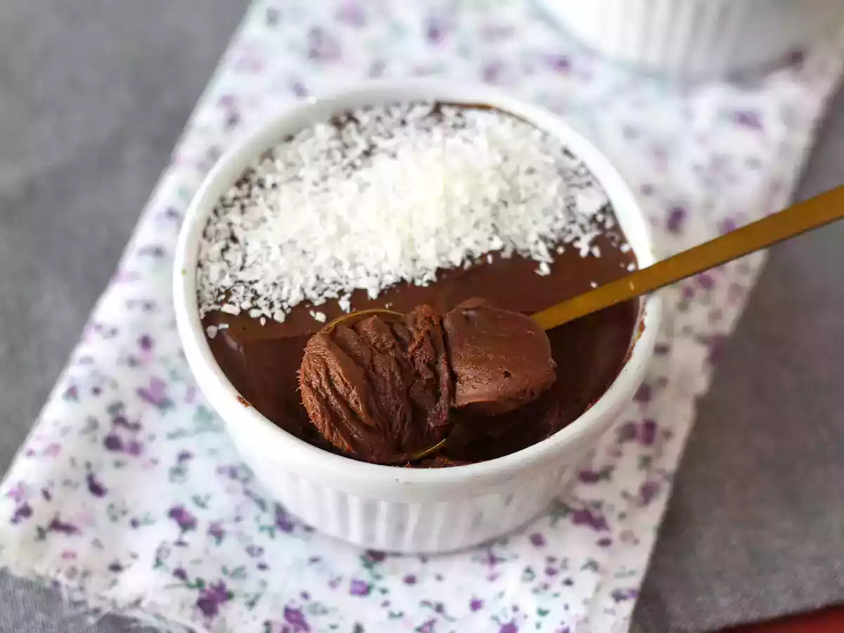 Creme mousse de chocolate, feito com 2 ingredientes! - foto 3