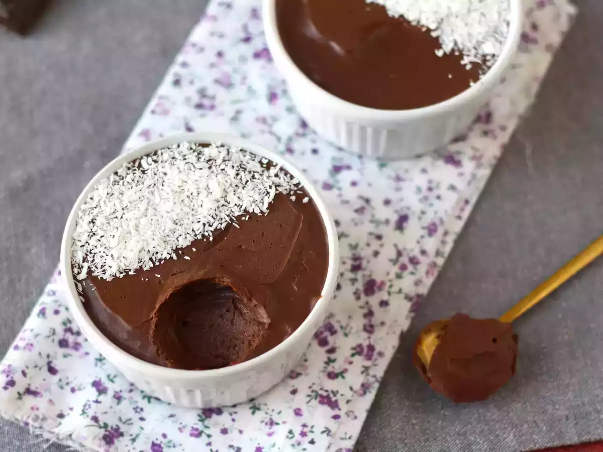 Creme mousse de chocolate, feito com 2 ingredientes! - foto 6
