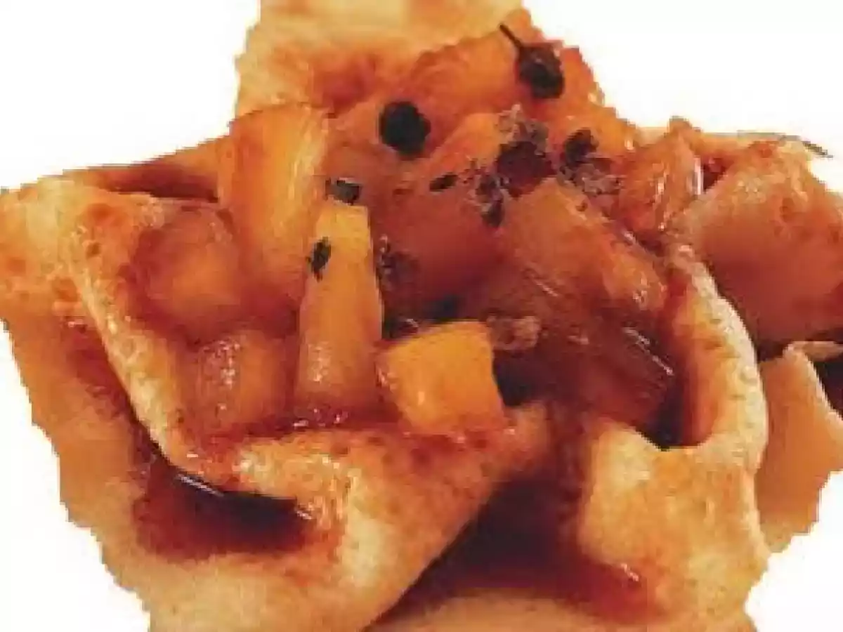 CREPE COM RECHEIO DE ABACAXI