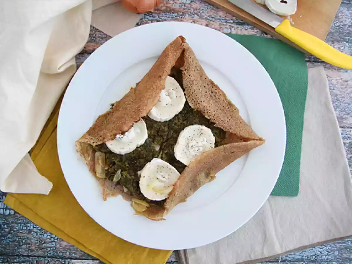 Crepe salgado (galette) com espinafre, fiambre e queijo de cabra - foto 3
